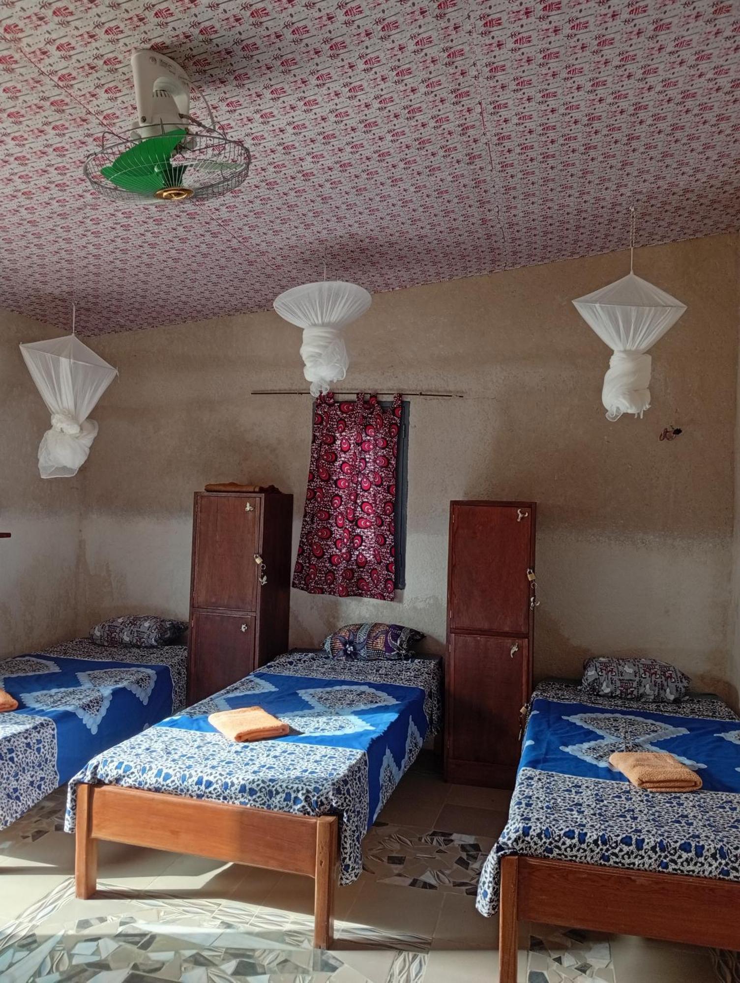 Coeur Phil-Harmonie Hostel Ndangane Luaran gambar